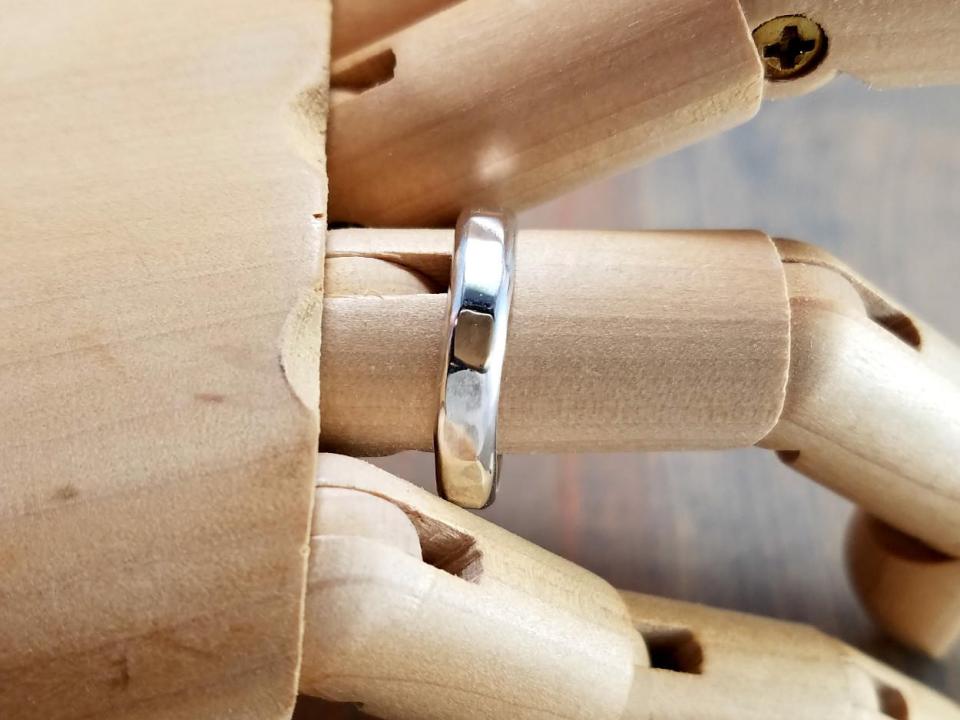 Unisex Wedding Band